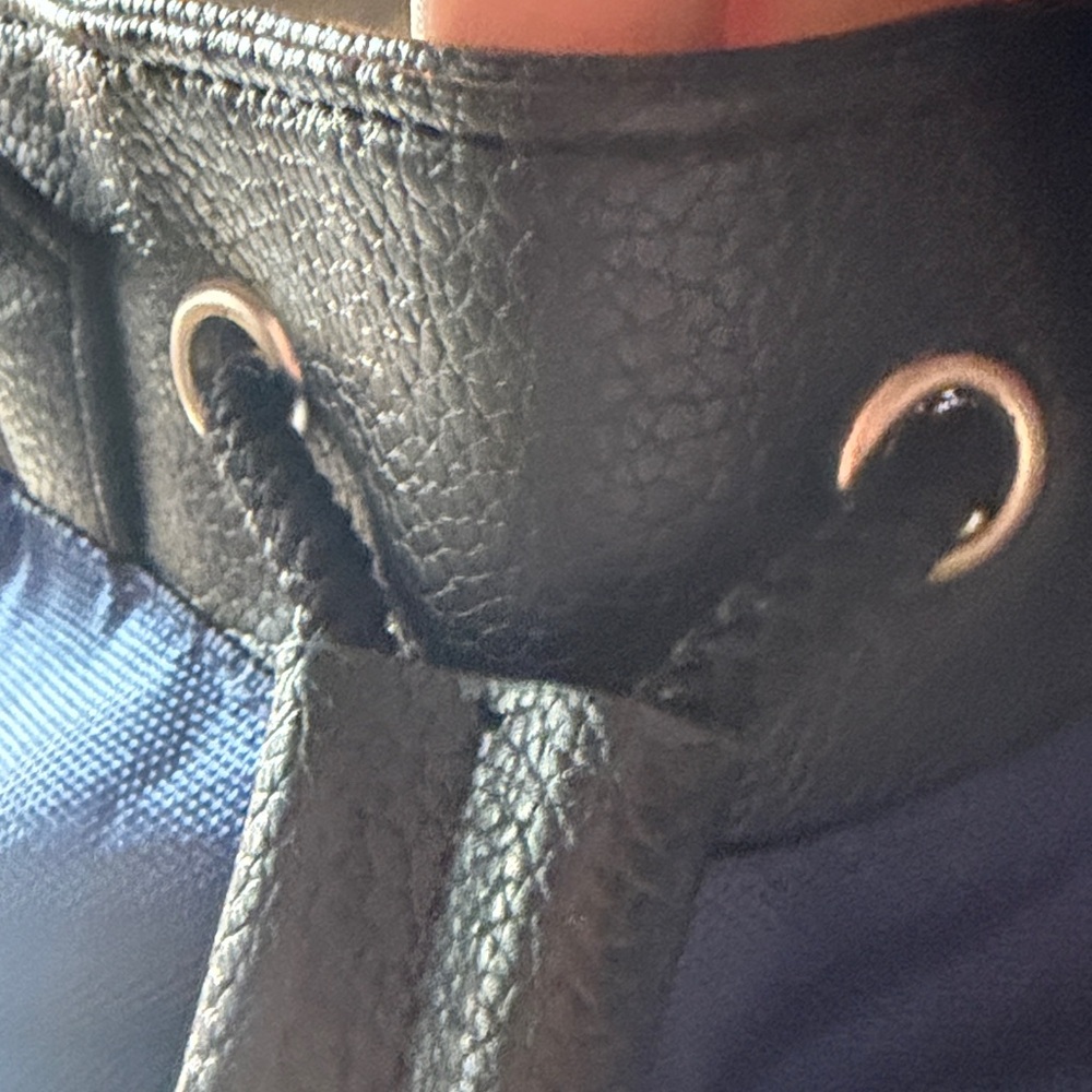 Stylish Blue Drawstring Backpack - Picture 10 of 14